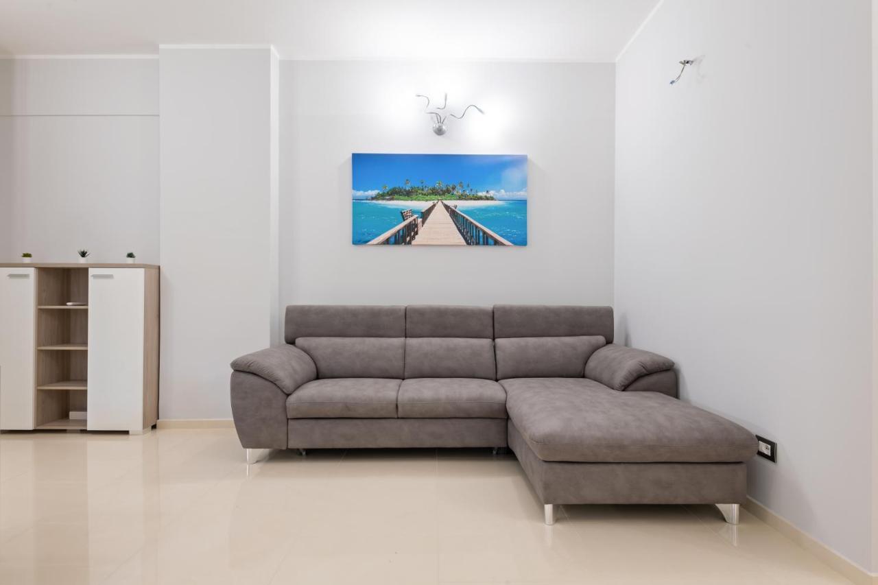 Modern Flat 250 Mt From The Sea - Albissola Marina Exterior foto